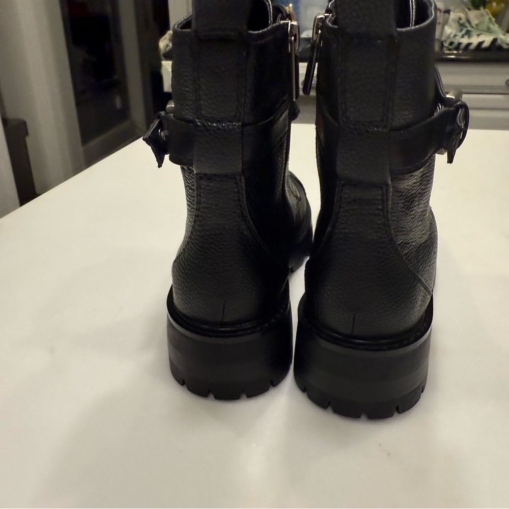 Karl Lagerfeld Maeva Women’s Embellished Black Leather Combat Boot Zip Up Sz 8 - Picture 6 of 10